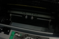 hp 1132 зажевывает бумагу