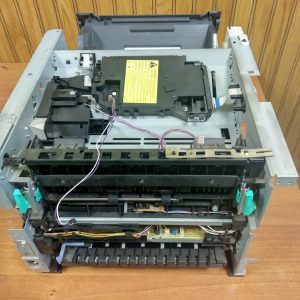 Ремонт принтера HP LaserJet 1320 грязно печатает заминает бумагу замена роликов
