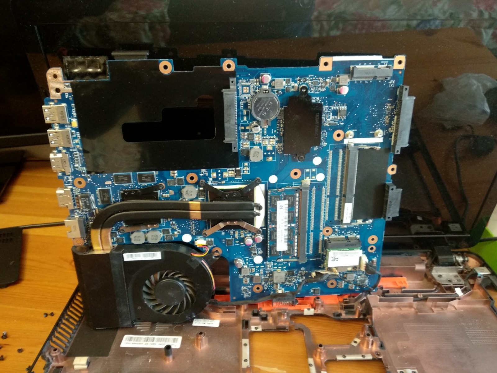 чистка ноутбука easynote lv intel b970