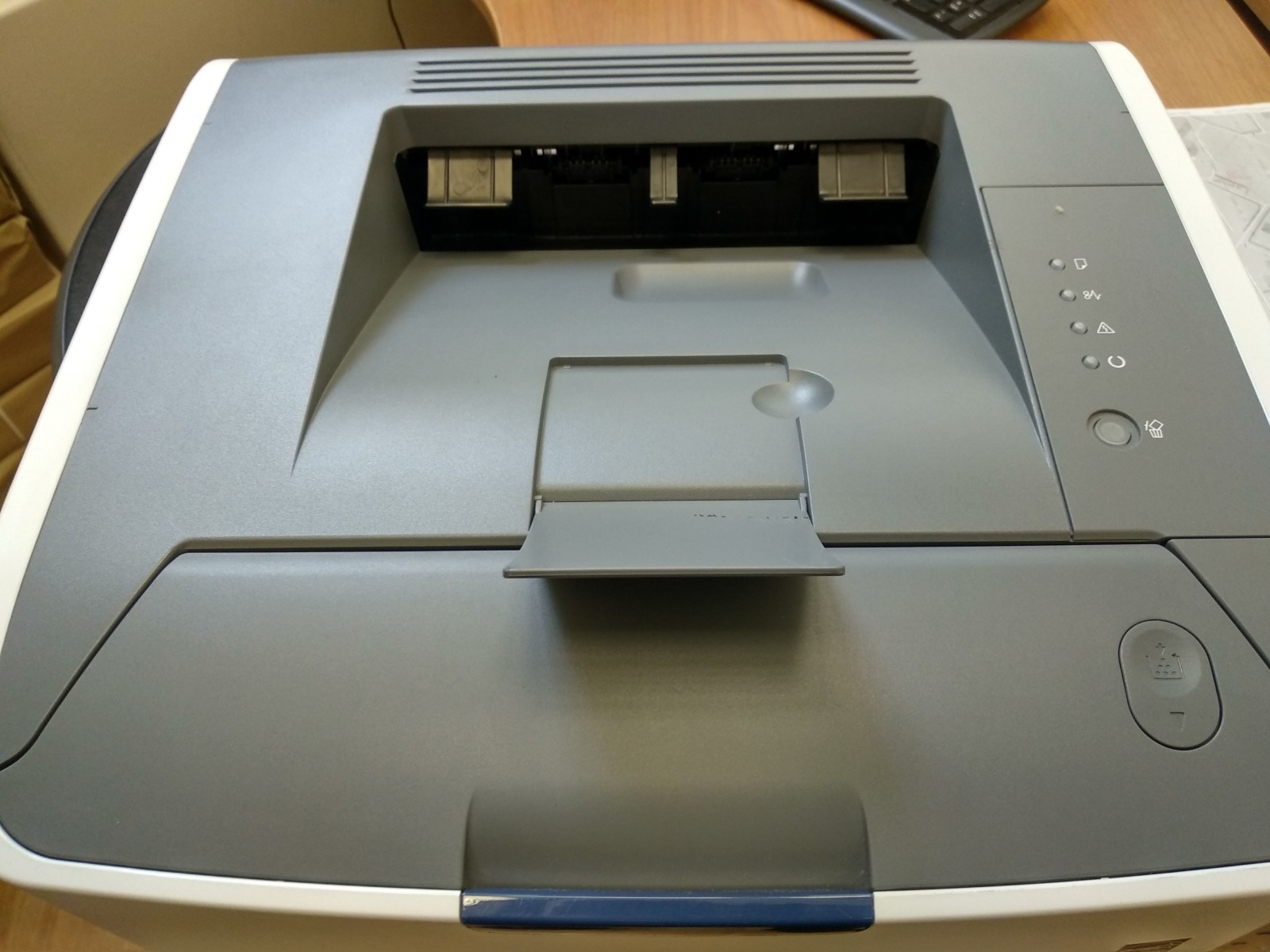 canon i-sensys lbp6300dn грязно печатает