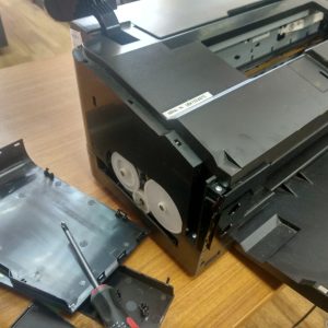 Epson l1800 не захватывает бумагу. Белые листы.
